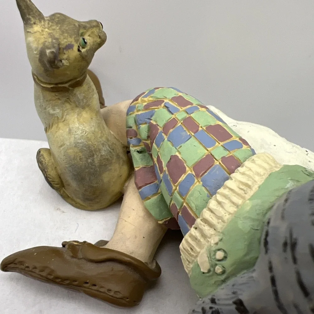 LADY KEEPER of the CATS - SHELF SITTER  Shenandoah Designs- no box, no paperwork